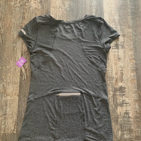 💪🏼Move by Ardene cute workout top 🌼 - Picture 3 of 3